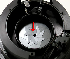 180mm CZJ Sonnar oily aperture blades